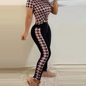 Woman's Pinky Two-piece set